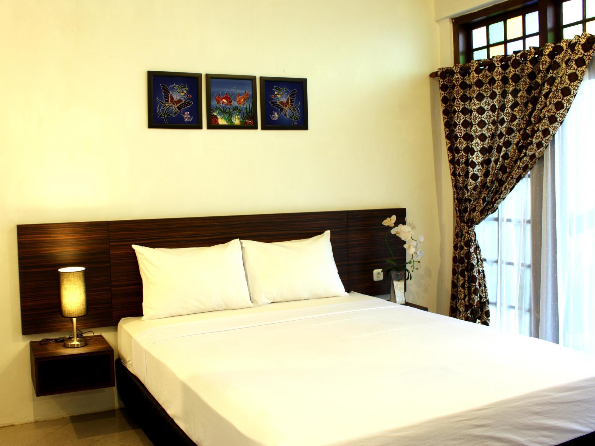 Grand Marto Hotel Yogyakarta Esterno foto